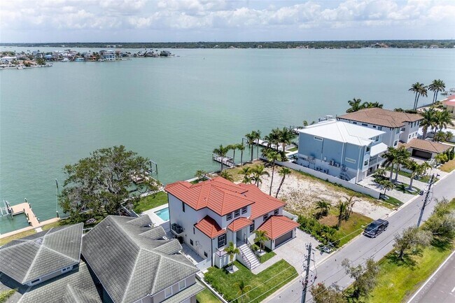 Building Photo - 4 Paradise Ln