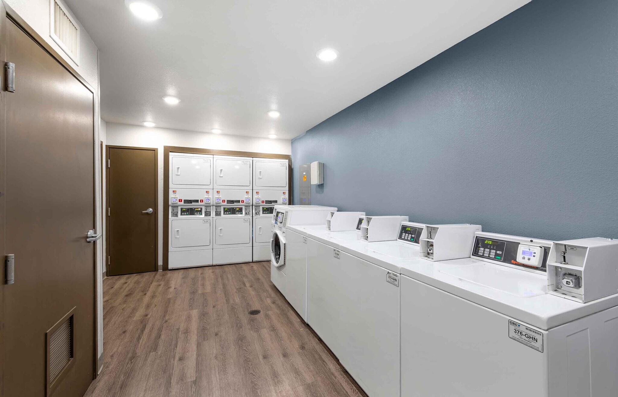 Building Photo - Furnished Studio-Birmingham - Bessemer