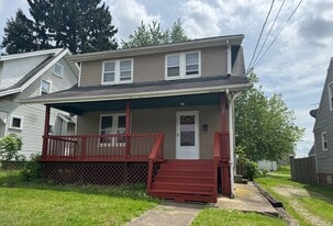 Building Photo - 2912 9th St NW