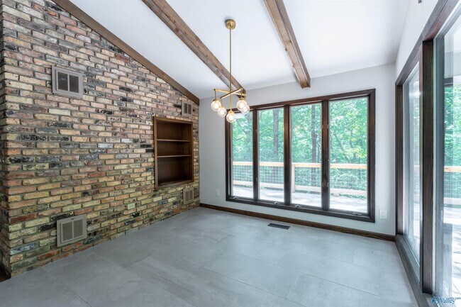 Building Photo - 206 Newcomb Rd