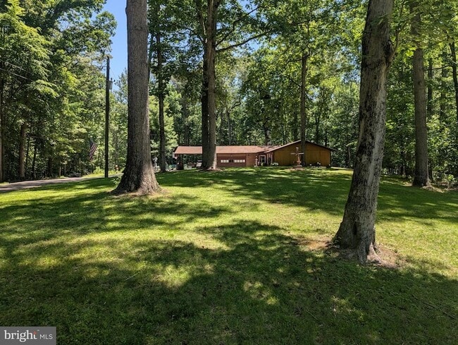 Building Photo - 6997 Gilbeth Rd