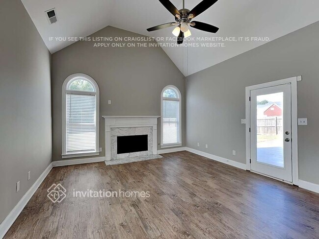 Building Photo - 1135 Rowanshyre Cir