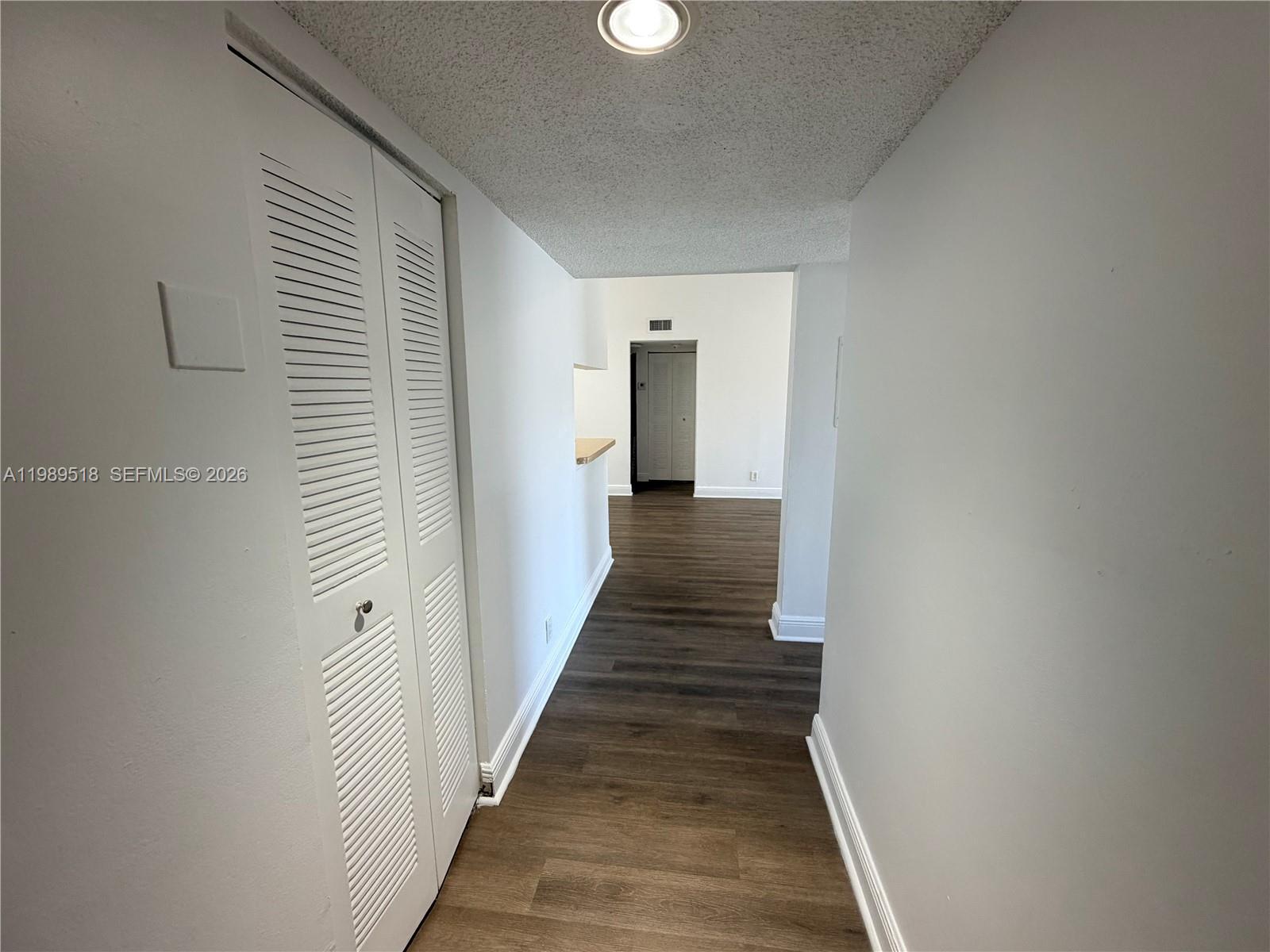 Building Photo - 5720 Rock Island Rd