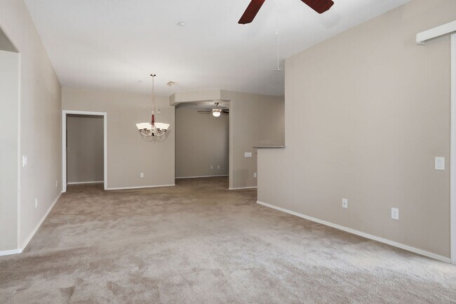 Building Photo - 6655 Flaminian Ln