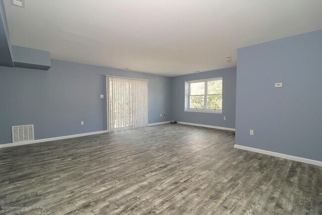Building Photo - 207 E Winged Foot Ct