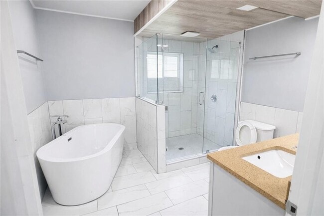 Building Photo - 3749 Pin Oak Cir