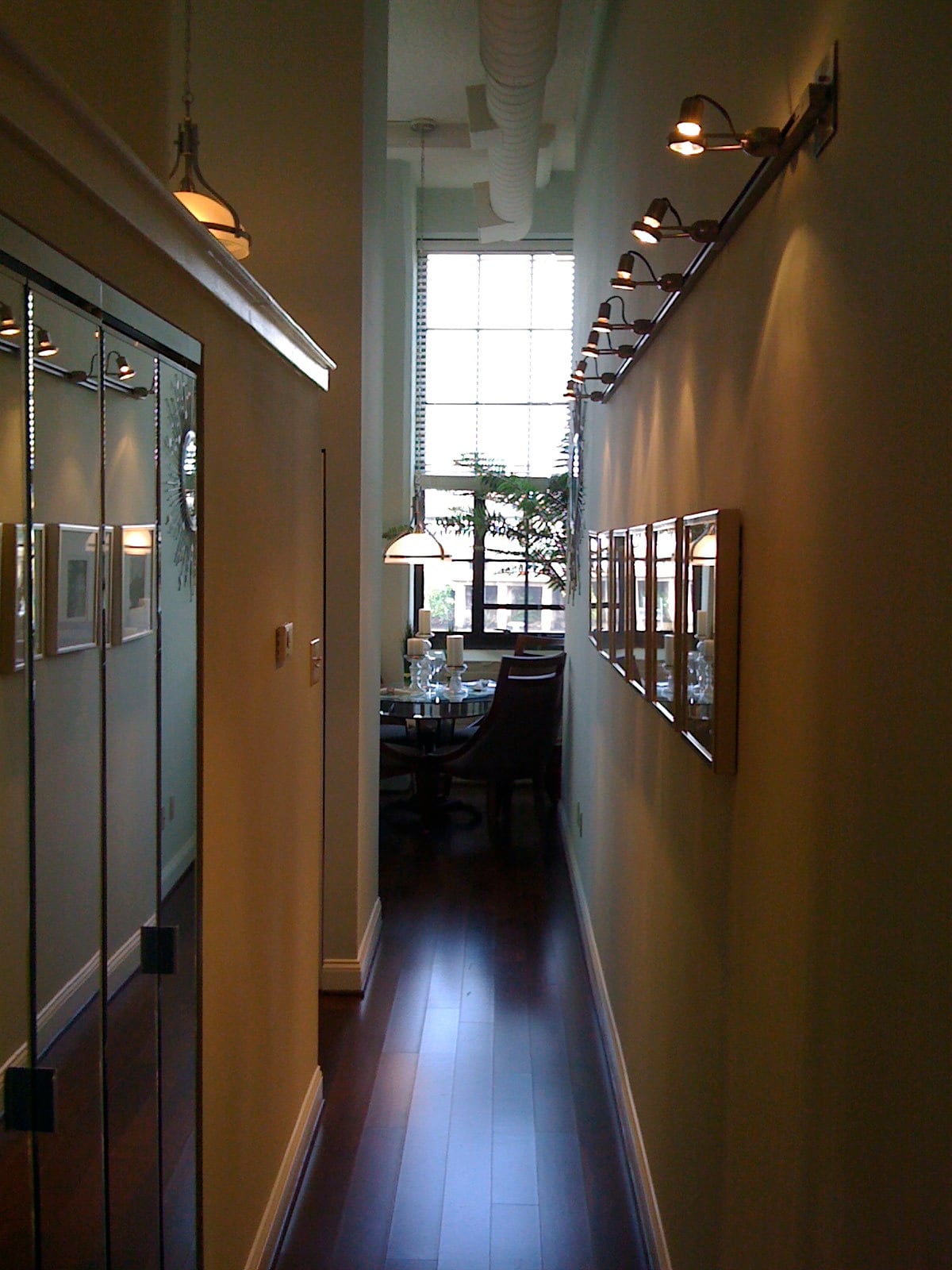 Building Photo - 2429 Locust St