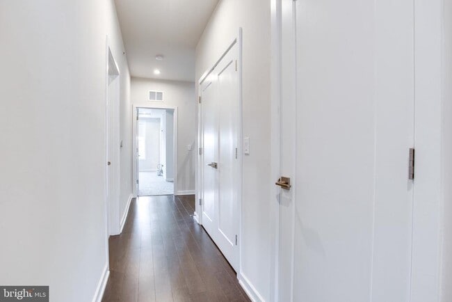 Building Photo - 7510 Sawyer Farm Wy