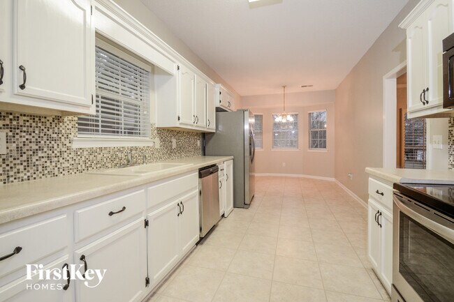 Building Photo - 5120 Alex Way