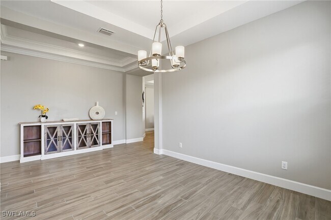 Building Photo - 11964 Molto Dr