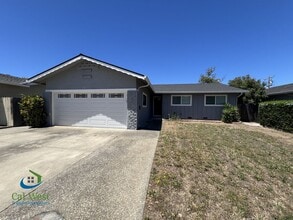 Building Photo - $5,295 - Sunnyvale Remodeled 3 Bedroom 2 Bath Single Story Home near Apple Campus!