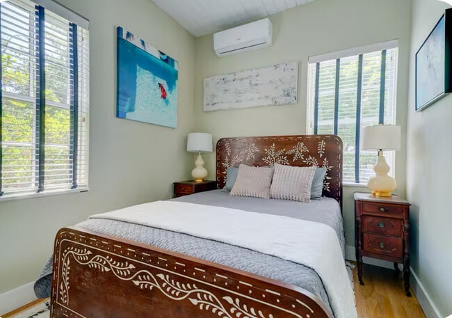 Building Photo - 416 S Front St