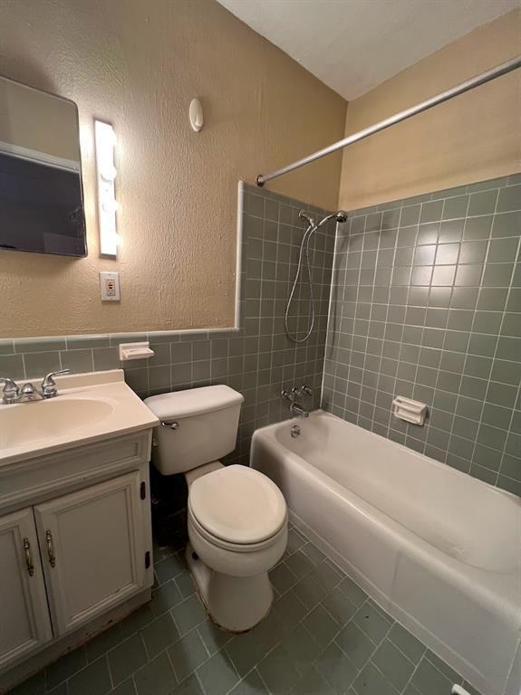 Building Photo - 803 W 28th St