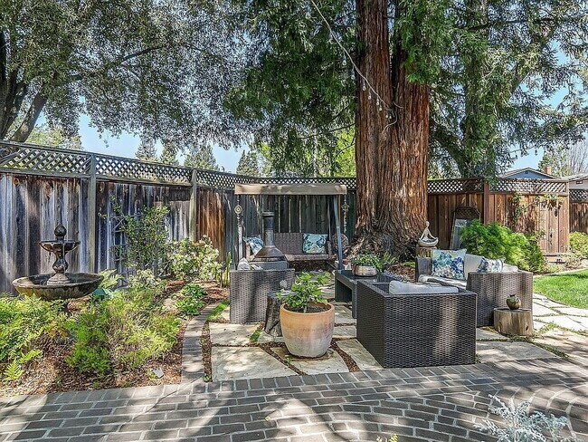 Building Photo - "Charming 4-Bedroom Retreat with 3 Full Baths in Pleasanton – 2,398 Sq Ft of Comfortable Living!"