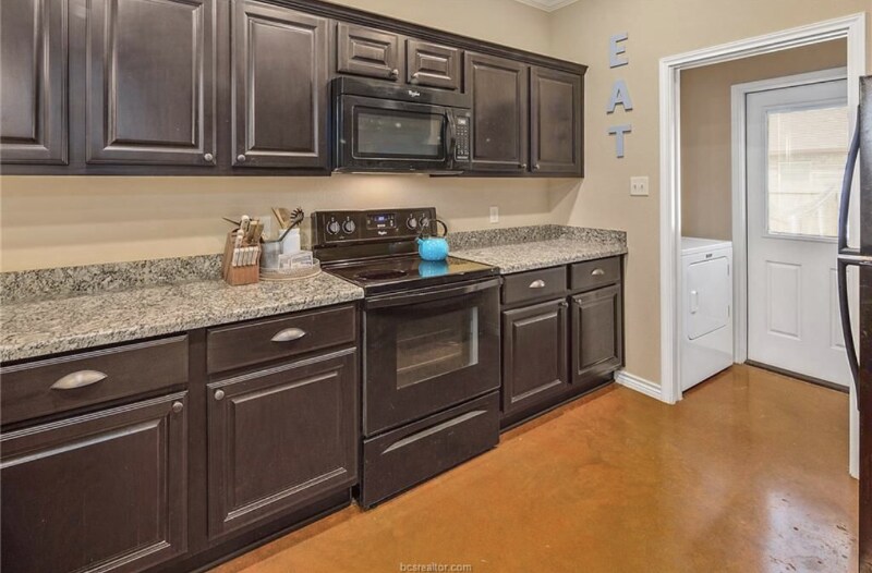 Building Photo - 3207 Papa Bear Dr