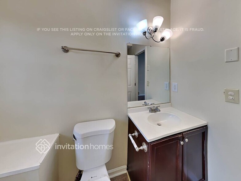 Building Photo - 1780 Rolling Hills Trail SE