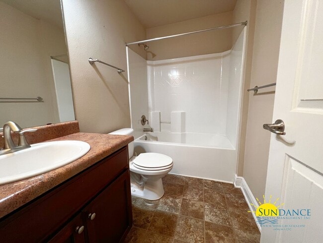 Building Photo - Lovely 3-Bedroom Home in South Crestview!