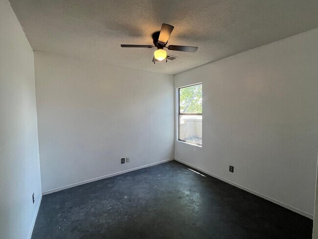Building Photo - 1638 Perma Dr NE
