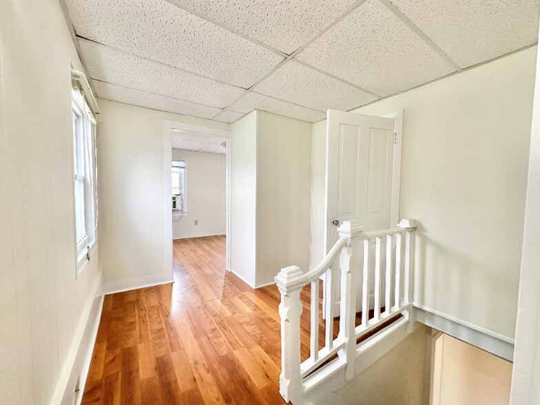 Building Photo - 1144 Upper Mulberry St