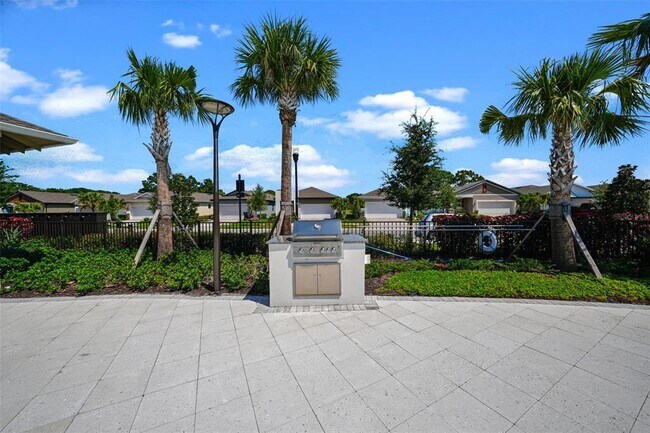 Building Photo - 3778 Maxwell Park Dr