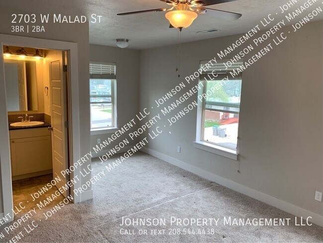 Building Photo - 2703 W Malad St