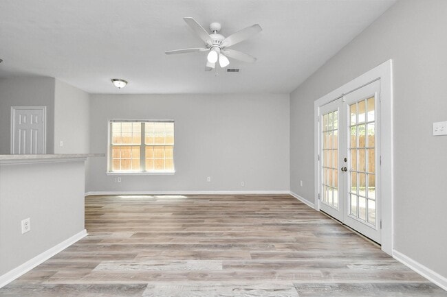 Building Photo - 6518 Nunn St