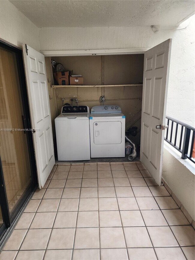 Building Photo - 10879 NW 7th St