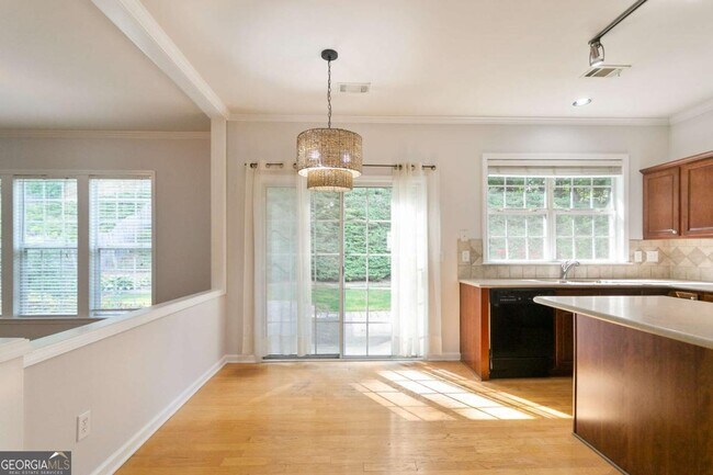 Building Photo - 485 Friars Head Dr NE