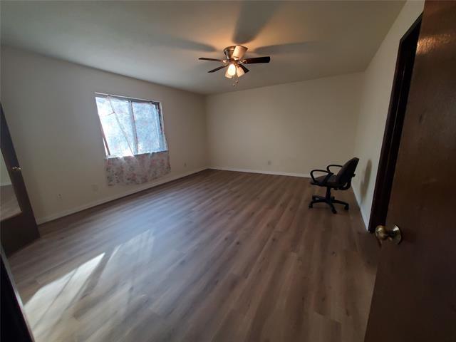 Building Photo - 1112 Longhorn Dr