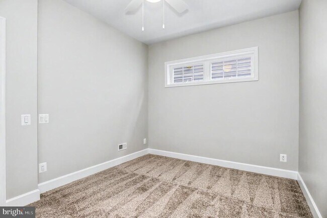 Building Photo - 8406 Mountain Larkspur Dr