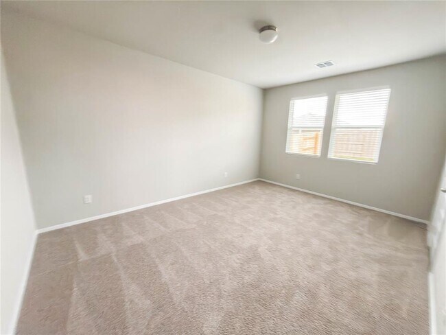 Building Photo - 2707 Towy Rd