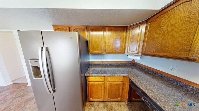 Building Photo - 1613 Bobby Lee Dr