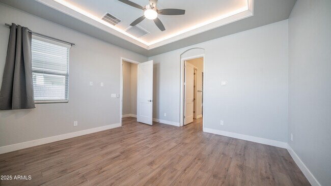 Building Photo - 23080 E Carriage Wy