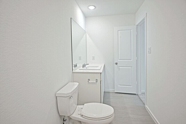 Building Photo - 1855 Lorena Wood