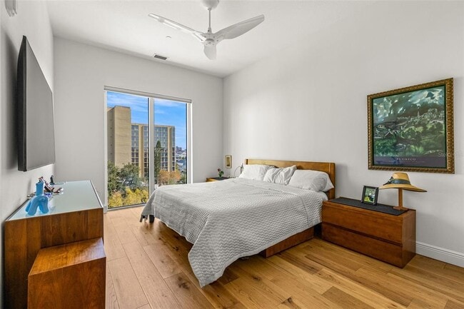 Building Photo - 600 3rd Ave S