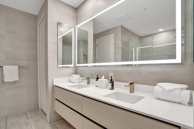 Building Photo - 1220 17th St