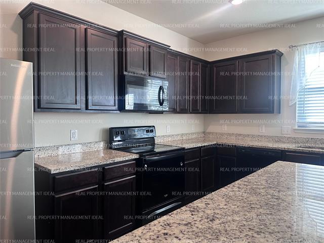 Building Photo - 14310 Wrangler Wy