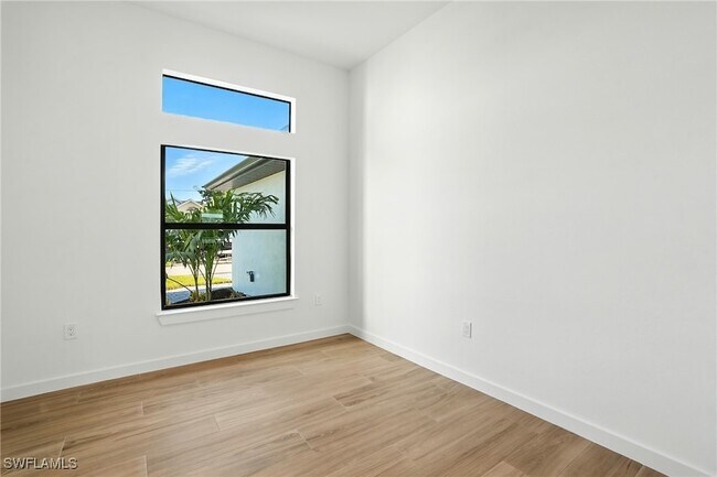 Building Photo - 2607 38th St SW