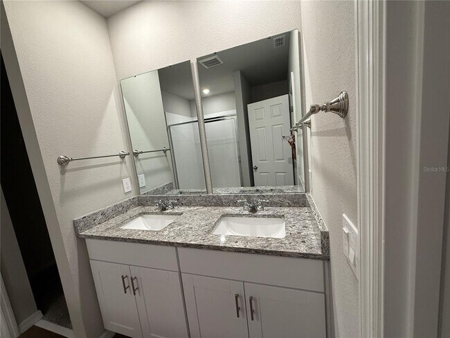 Building Photo - 17253 Cagan Crossings Blvd