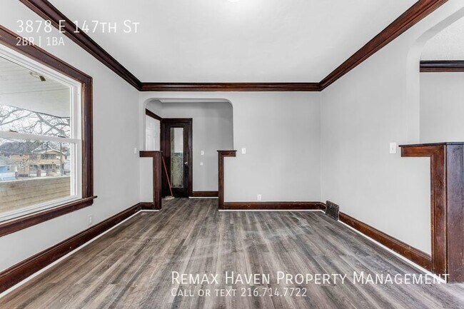 Building Photo - 3878 E 147 St #2/UP, Cleveland - 2 Bed 1 B...