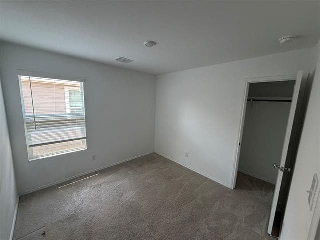 Building Photo - 153 Thresher Ln