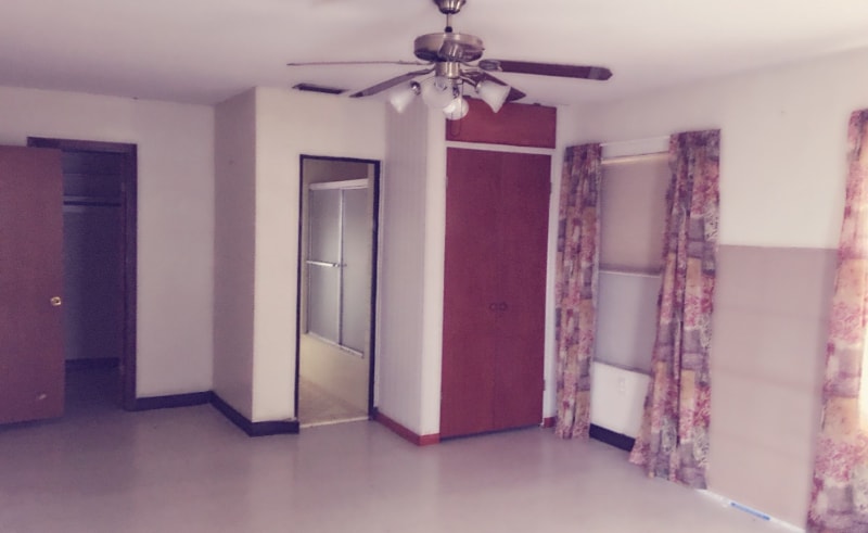 Building Photo - 100 N Palm Dr