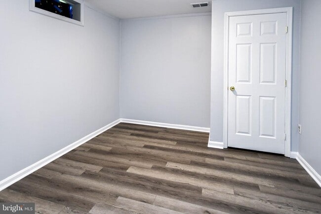 Building Photo - 12407 Lampton Ln