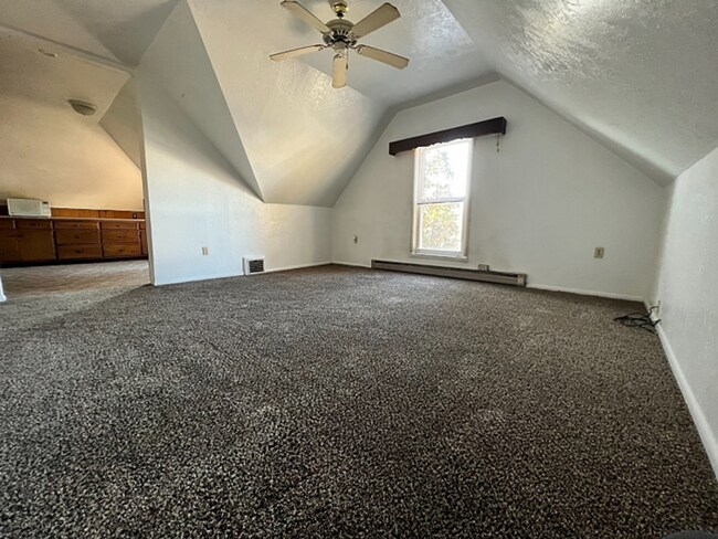 Building Photo - 708 N Arthur Ave