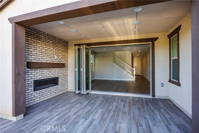 Building Photo - 2017 Picasso