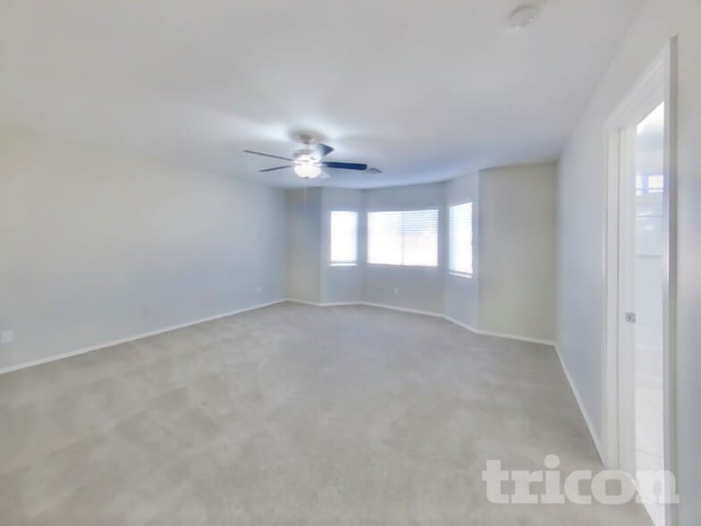 Building Photo - 5306 E Silverbell Rd