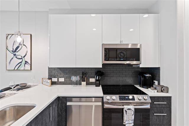 Building Photo - 1120 Galveston Ave