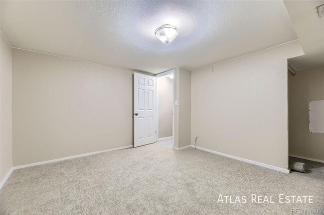 Building Photo - 5828 S Pearl St