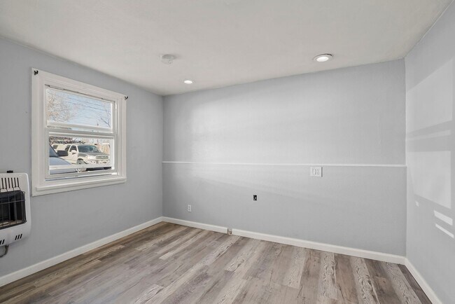 Building Photo - Live Smart at The Sparks Studios – Flexibl...