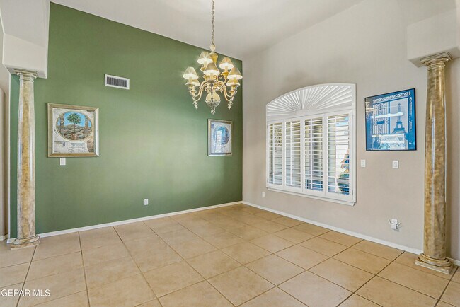 Building Photo - 312 Desert Garden Dr